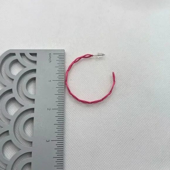 NWOT Infinitely symbol hoop earrings - Picture 5 of 5